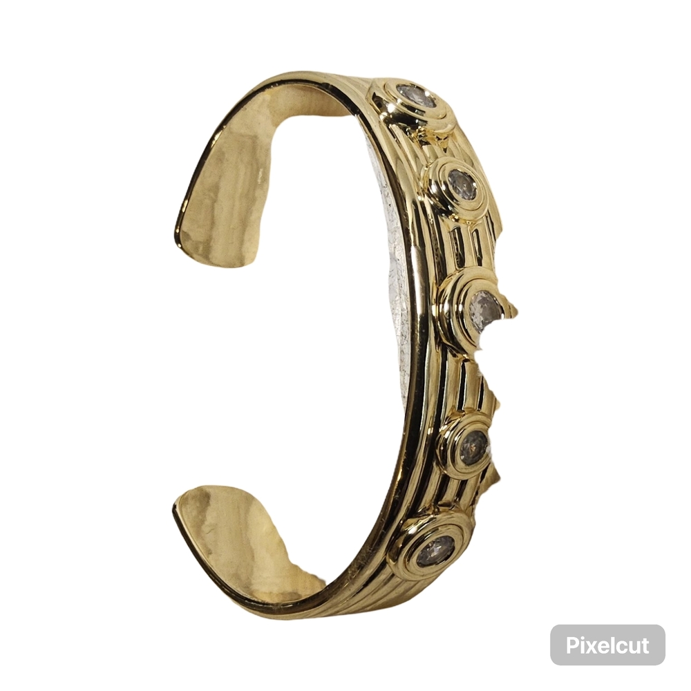 NWOT Aqua GoldTone Ribbed Cuff Bracelet